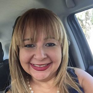 Meet your Posher, Cynthia