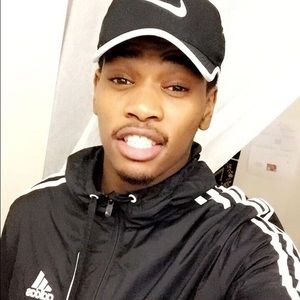 Meet your Posher, Djibril