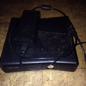 xbox 360 system and power cord