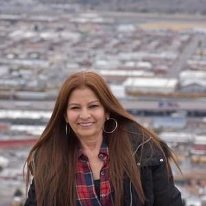 Meet your Posher, Angie