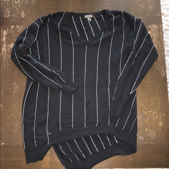 Vince Camuto Black and White Sweater