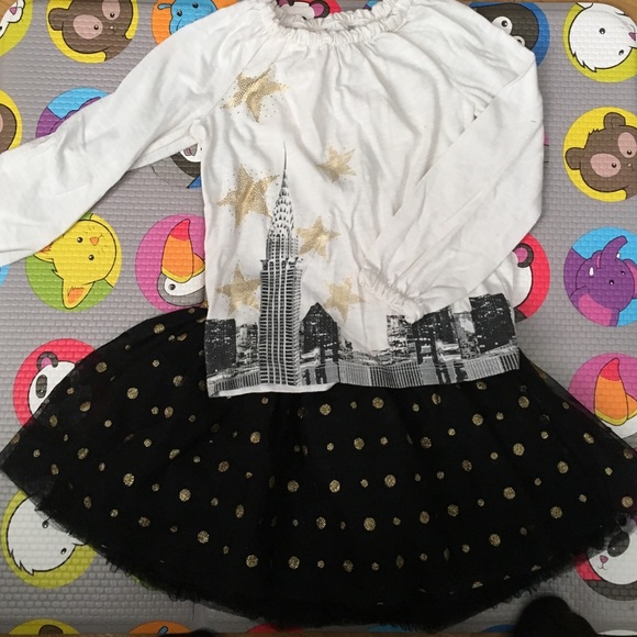 Tutu and long sleeve City scape shirt