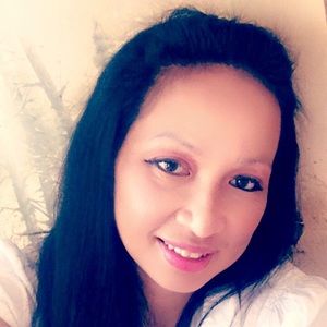 Meet your Posher, Lea