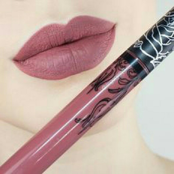Kat Von D Everlasting Lipstick in Lolita