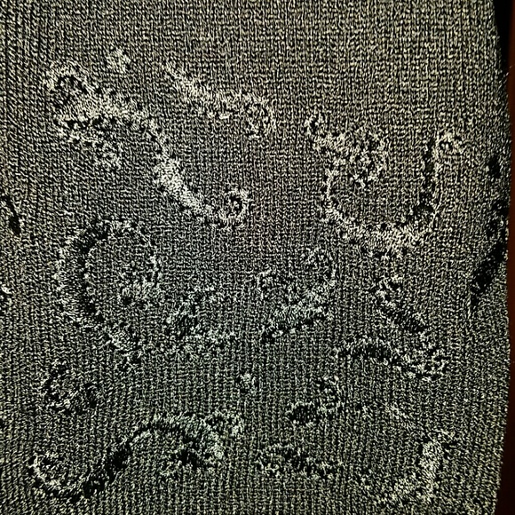 Shirt - Picture 2 of 3