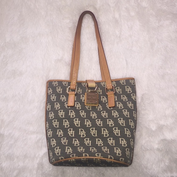 Dooney & Bourke Purse