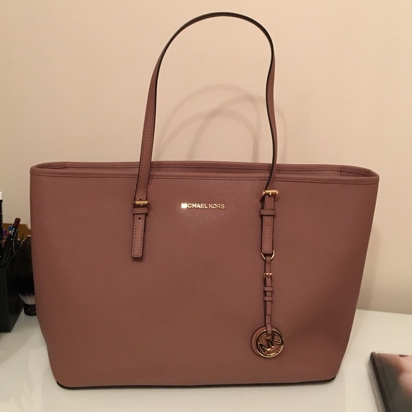 Micheal Kors Jet Set Travel Bag
