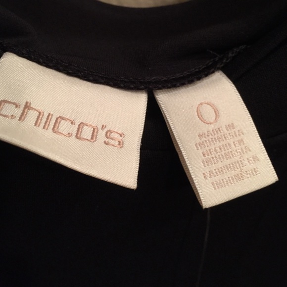 Chico's cold shoulder top 3/4 sleeves Size 0 - Picture 3 of 4