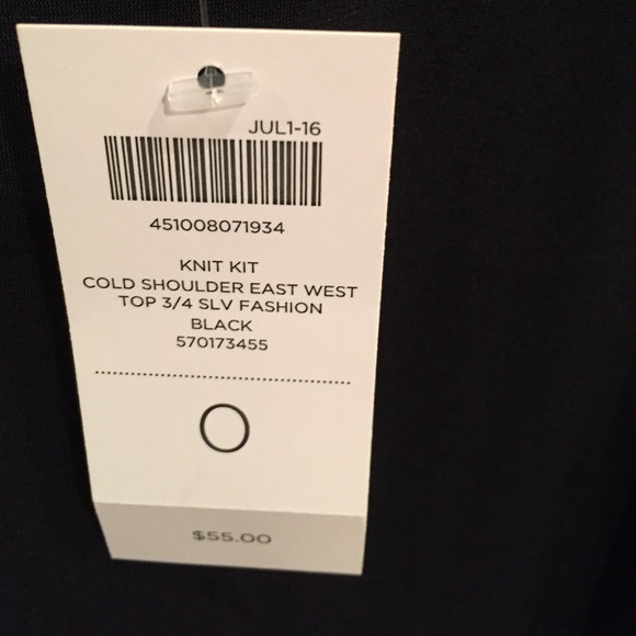 Chico's cold shoulder top 3/4 sleeves Size 0 - Picture 4 of 4