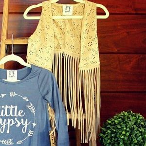 Nwt tassle vest