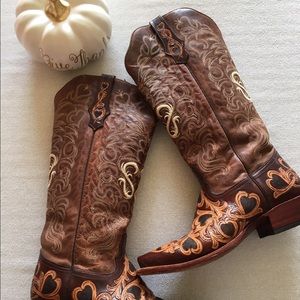 Women's Tony Lamas ✨Signature Series✨