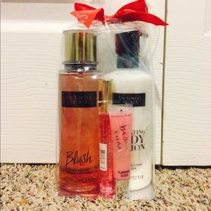 VS bombshell beauty kit!