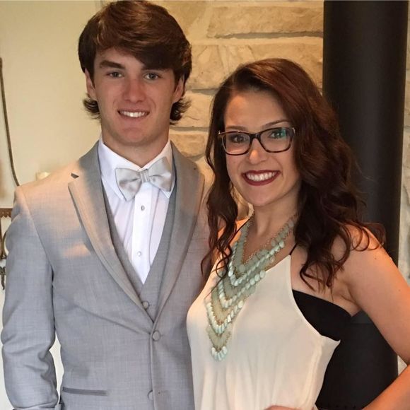 Meet your Posher, Taylor - Picture 1 of 1