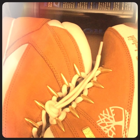 They are nice boots never been worn size 7 - Picture 1 of 1