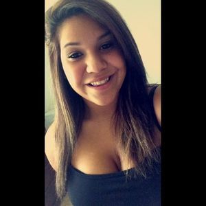 Meet your Posher, Alessandra