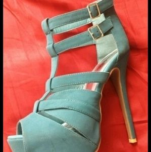 Teal Charlotte Russe pumps