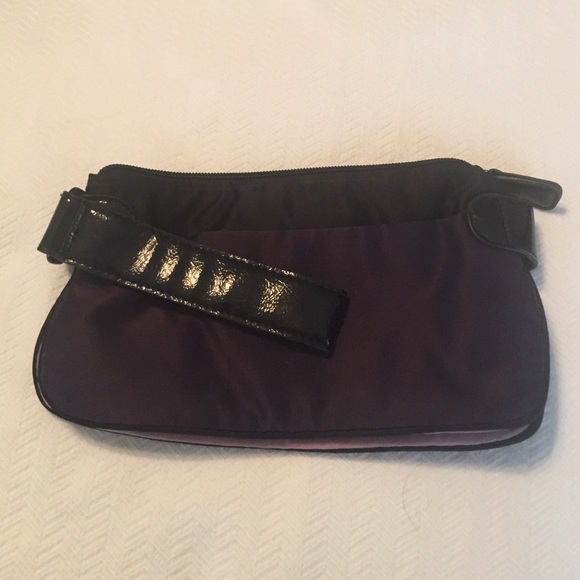 VS purple and black bag