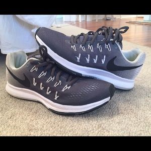 Women's Nike Air Zoom Pegasus 33