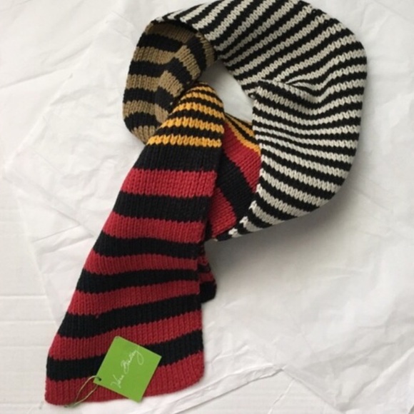 Vera Bradley Knitted Scarf! NWT - Picture 2 of 4