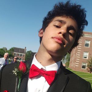 Meet your Posher, Adam