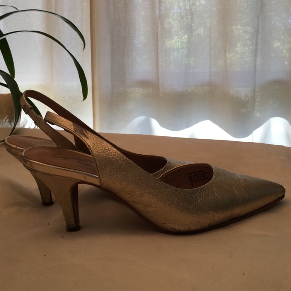 Seychelles sling back heels
