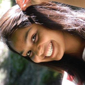 Meet your Posher, Siddhi