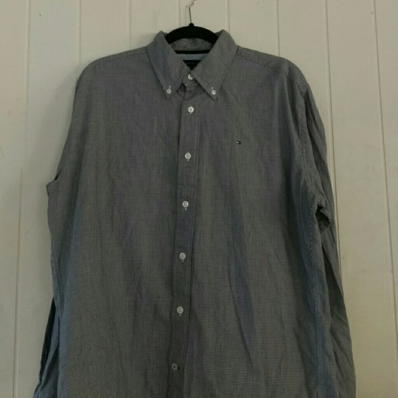 Men's Tommy Hilfiger - Picture 3 of 3