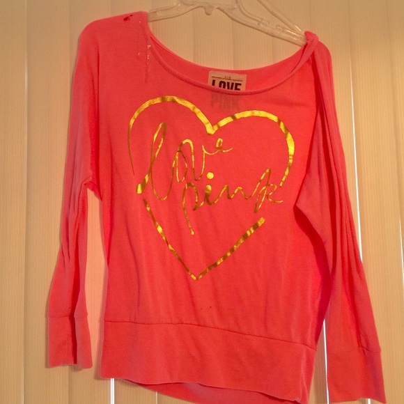 Pink of the shoulder long sleeve