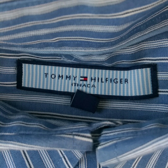 Men's Tommy Hilfiger - Picture 2 of 3