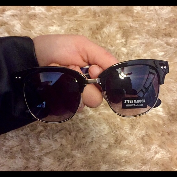 Steve Madden Club Master Sunglasses NWT