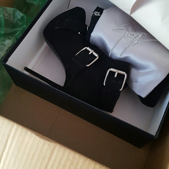 Brand new  boots  Giuseppe zanotti