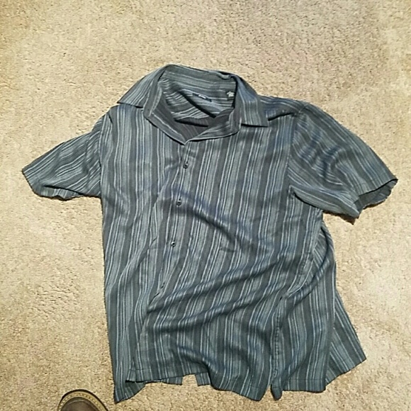Collared t shirt