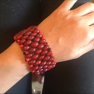 [SOLD] Red seeds bracelet.