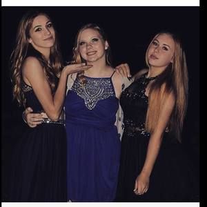 Meet your Posher, Sierra