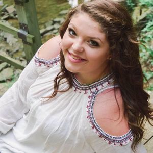 Meet your Posher, Haylee