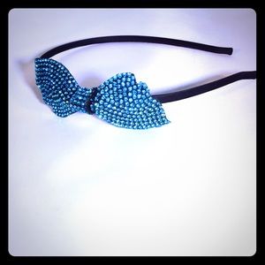 NWT Serena Collection Rhinestone Bow Headband