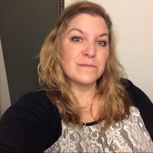 Meet your Posher, Traci