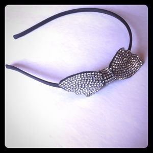 NWT Serena Collection Clear Rhinestone Headband