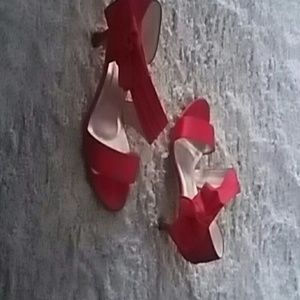 Heels, with bow