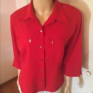 ✅ 3/$15 Red Top W/ Silver Accents