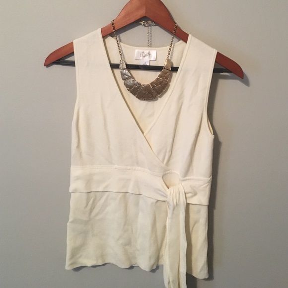 Ann Taylor LOFT cream top