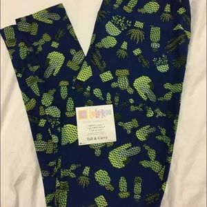 LULAROE TALL & CURVY CACTUS LEGGINGS