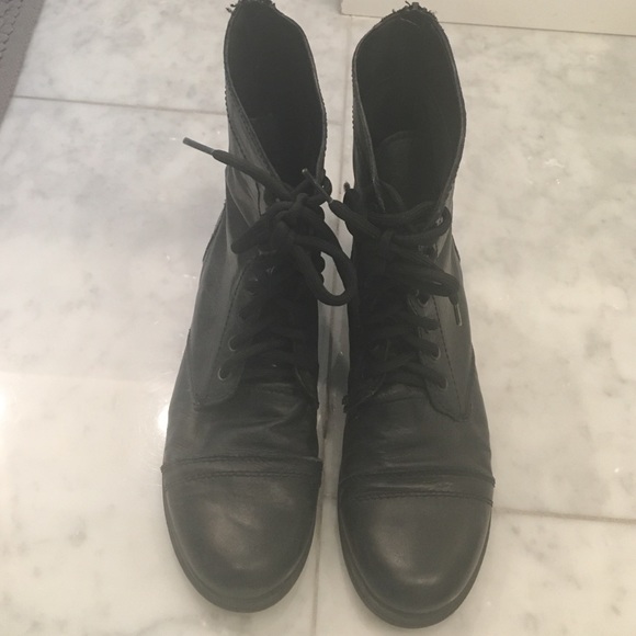 Steve Madden Boots