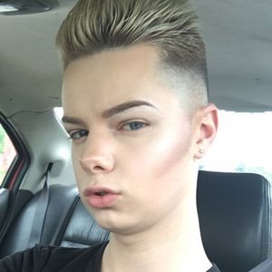 Meet your Posher, Nick