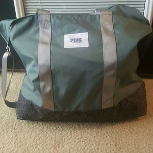 OVERSIZED WEEKEND LIGHT WEIGHT BAG