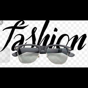 Meet your Posher, Justice