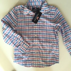 NWT Vineyard Vines check button down size 7