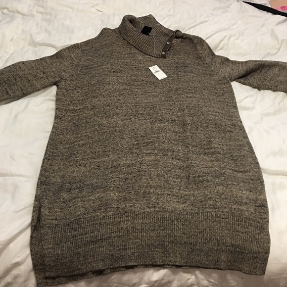Gap size large NWT sweater dress.