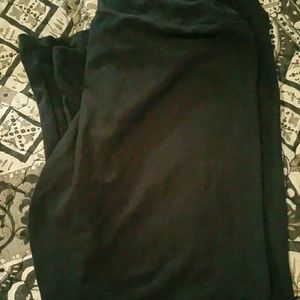 Lularoe OS Black leggings GUC
