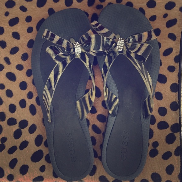 NIB Guess zebra Tutu Flip Flop Sandals
